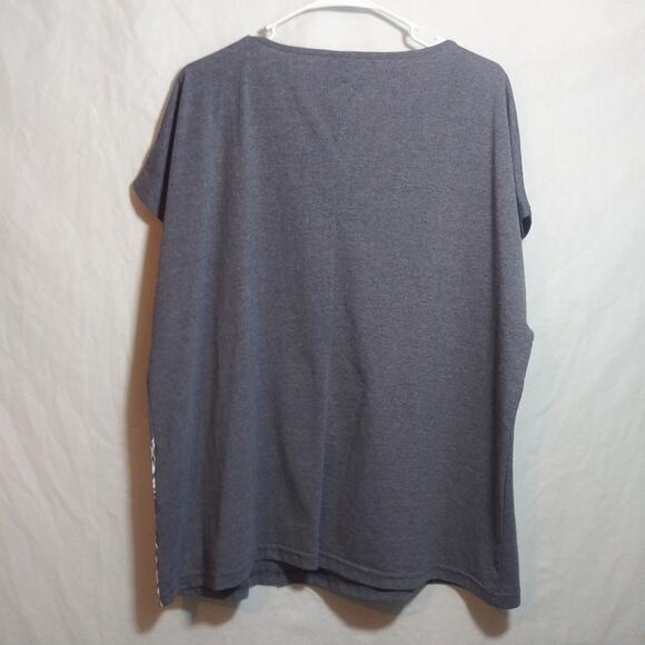 Dimana Gray Top with Birds in Flight Design Short Sleeve Novelty Cotton Size 16 - Picture 8 of 9